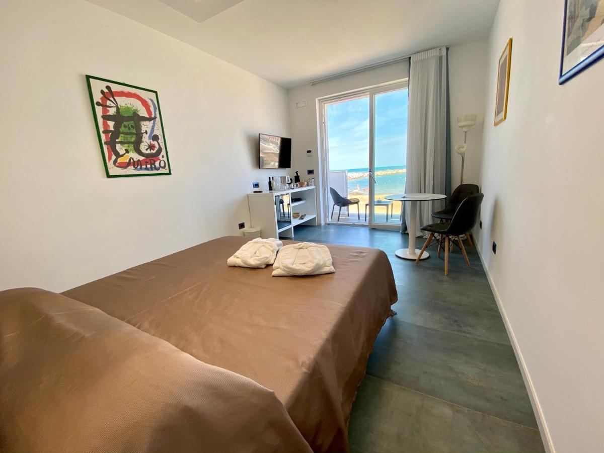 Marina Bay Suites Пешичи Екстериор снимка