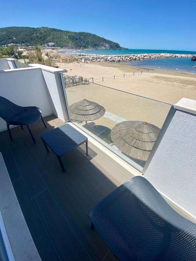 Marina Bay Suites Пешичи Екстериор снимка